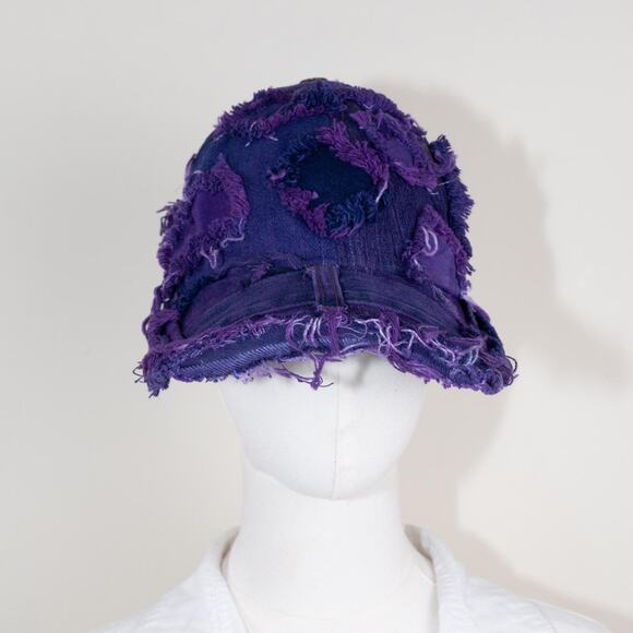 Upcycled reworked denim hat cap - Picture 2 of 6